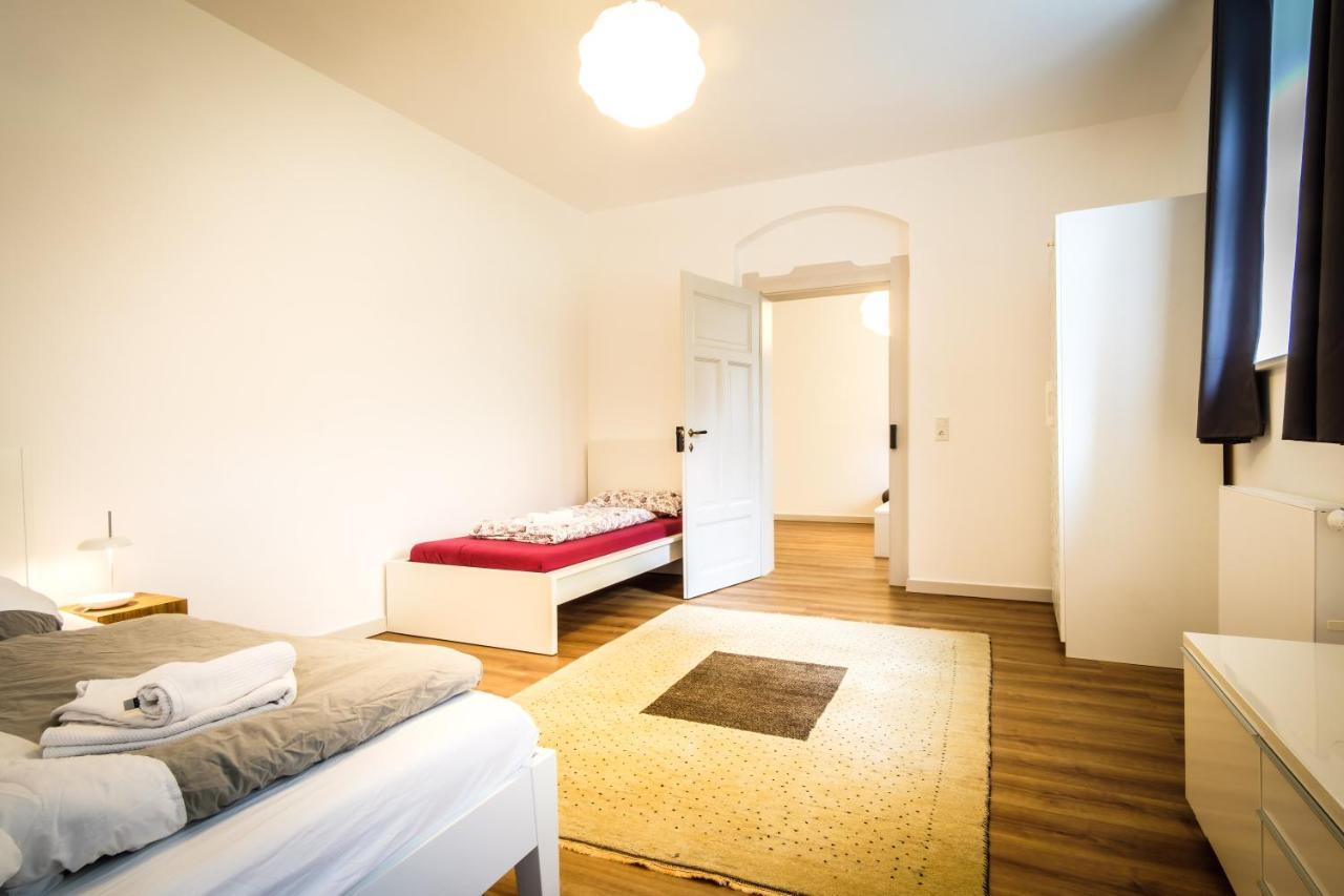Wunderschoene Wohnung In Sanierter Villa! Incl Wifi ドレスデン エクステリア 写真